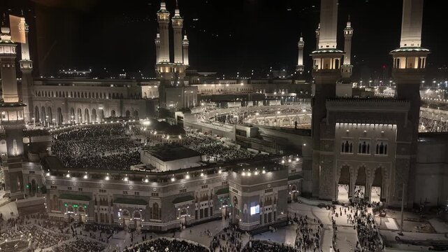 Makkah Saudi Arabia, 05 02 2026, Makkah Saudi Arabia 4K Umrah Hajj 2026 Taif City Aerial View Holy Kaaba Masjid Al Haram Pilgrims Tawaf Spiritual Journey Video