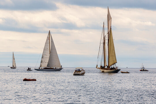 Becalmed Yachts