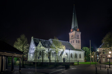 Paulus church Baarn in the evening (the Netherlands) © Gertjan Hooijer