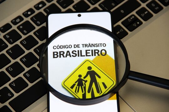 CTB - C&oacute;digo de Tr&acirc;nsito Brasileiro.