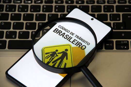 CTB - C&oacute;digo de Tr&acirc;nsito Brasileiro.