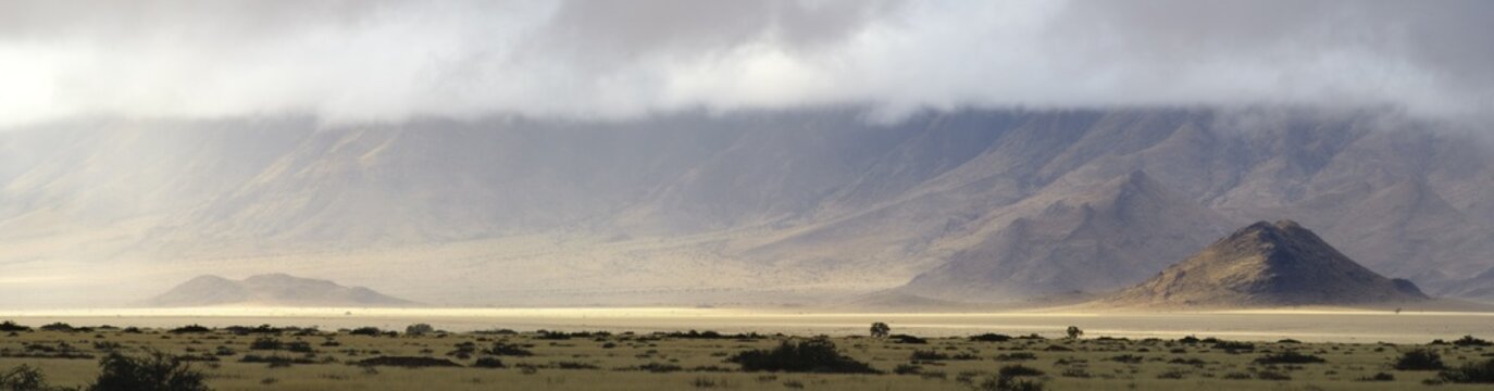 Rain front between Naukluft Mountains and Sesriem, Namibia, Africa