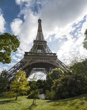 Eiffel Tower, Tour Eiffel, Champs de Mars, Paris, Ile-de-France, France