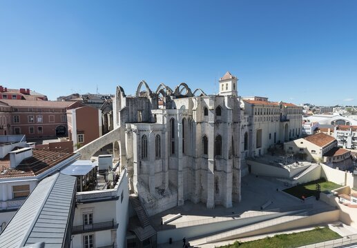 Destroyed church, ruins of the Igreja do Carmo, Convento da Ordem do Carmo, Chiado, Lisbon, Portugal