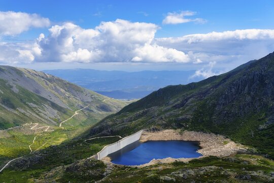 Dam, Artificial lake, Serra da Estrela, Portugal