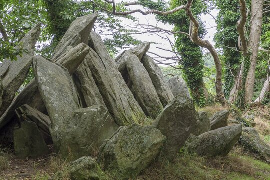 All&eacute;e couverte de Lesconil, Poullan-sur-Mer, Department of Finist&egrave;re, France