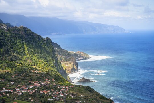 Place Arco de S&atilde;o Jorge, sea, coastal landscape, Miradouro da Beira da Quinta, Madeira, Portugal