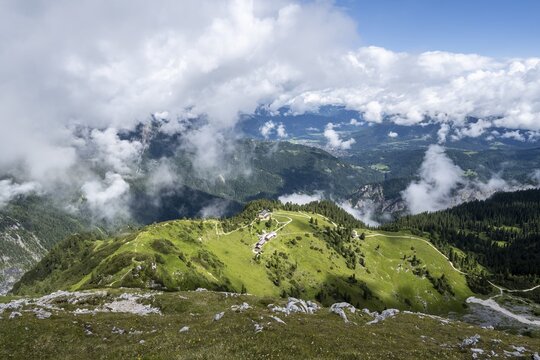 View of K&ouml;nigshaus am Schachen and Schachenhaus, behind town of Garmisch Partenkirchen, hiking trail to Meilerh&uuml;tte, Wetterstein Mountains, Garmisch Partenkirchen, Bavaria, Germany