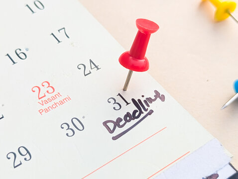 deadline mark on calendar 2026 with pushpin