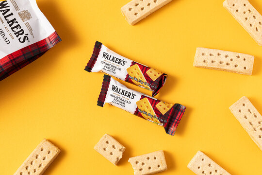 WAL KERS　ウォーカー　お菓子	