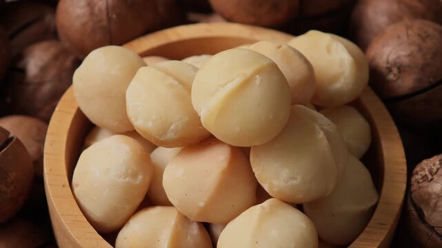 Video of macadamia nuts	