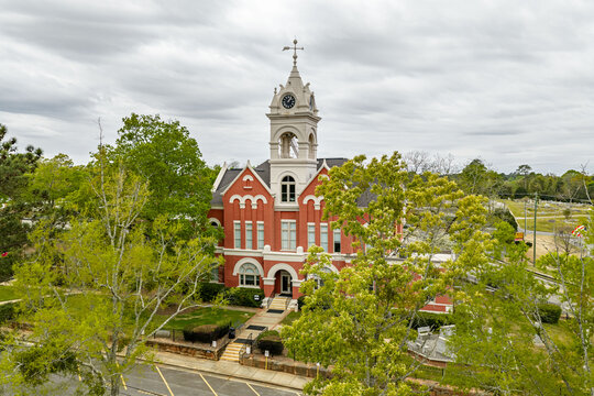 Gray, Georgia historic courthouse and downtown