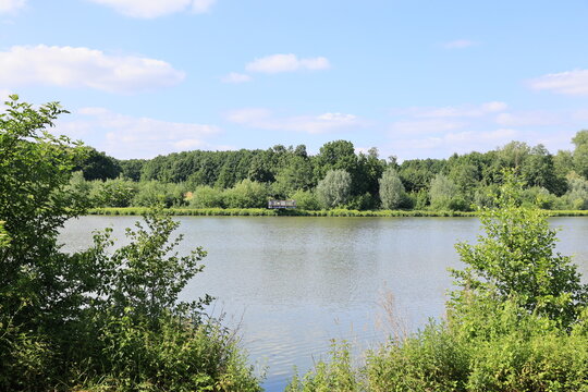 Blick auf den Obersee im Zentrum der Stadt Bielefeld	