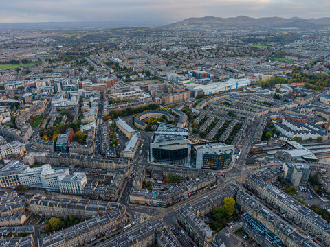 Beautiful aerial view of Edinburgh, the Historic Suburbs and Curved Streets, Scotland &ndash; Urban Pattern and Cityscape from Above