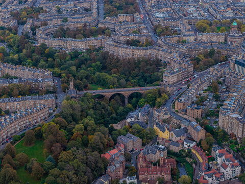 Beautiful aerial view of Edinburgh, the Historic Suburbs and Curved Streets, Scotland &ndash; Urban Pattern and Cityscape from Above