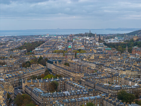 Beautiful aerial view of Edinburgh, the Historic Suburbs and Curved Streets, Scotland &ndash; Urban Pattern and Cityscape from Above