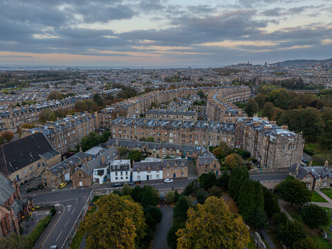 Beautiful aerial view of Edinburgh, the Historic Suburbs and Curved Streets, Scotland &ndash; Urban Pattern and Cityscape from Above