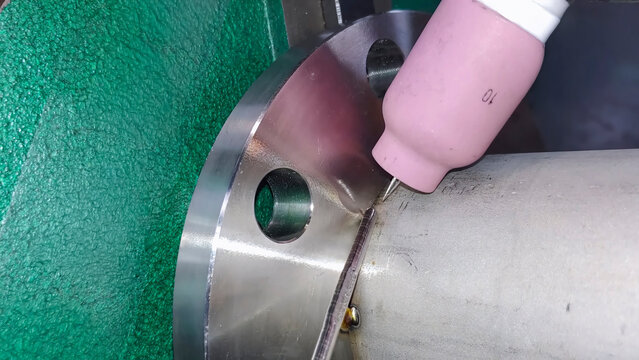 TIG welding process on stainless steel pipes with 3G, 4G, and 5G positions