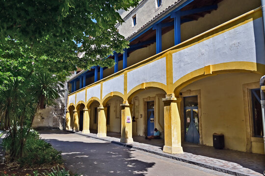 Arles, l'Espace Van Gogh , Provence, Francia