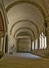 Fototapeta premium Arles, il chiostro dell'abbazia di Montmajour, Provence, France