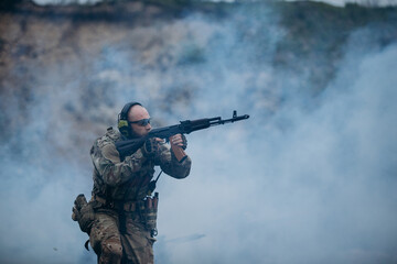 Fototapeta premium Ukrainian soldier training tactics