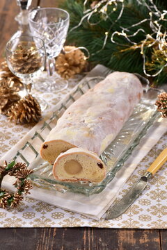 Christmas stole with marzipan