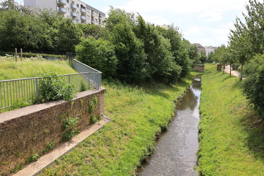 Die Emscher im Dortmunder stadtteil Aplerbeck