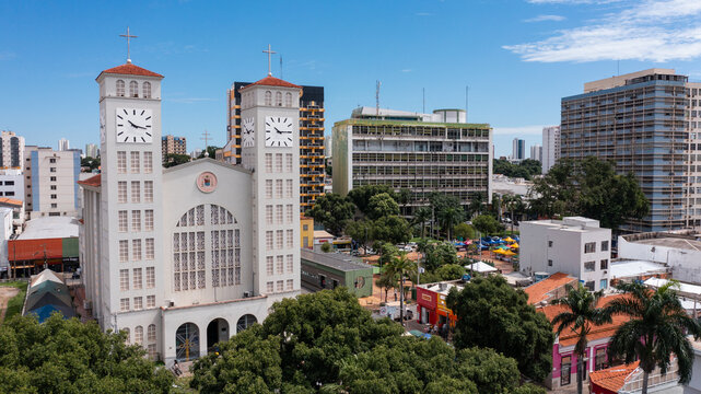 Cuiab&aacute;, Mato Grosso. Matriz, prefeitura e centro hist&oacute;rico. Bom Jesus de Cuiab&aacute;, S&atilde;o Benedito. Igreja