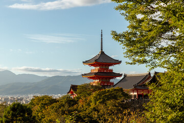 Naklejka premium Sanjunoto pagoda and Kiyomizu-dera temple. Kyoto, Japan