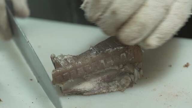 손가락, 나이든, 껍질, 먹을것, 근접, 건강, 고기, 육류, 다듬기, 칼, 도마