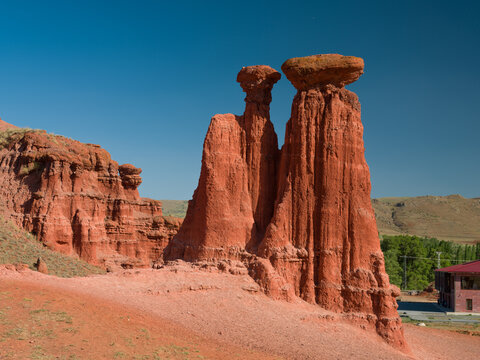 The Narman fairy chimneys in Erzurum. One of T&uuml;rkiye's natural and touristic destinations. 