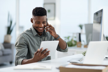 Obraz premium Phone call, tablet and black man in office with communication for finance report with budget planning. Cellphone, digital technology and African financial manager on mobile discussion for investment.