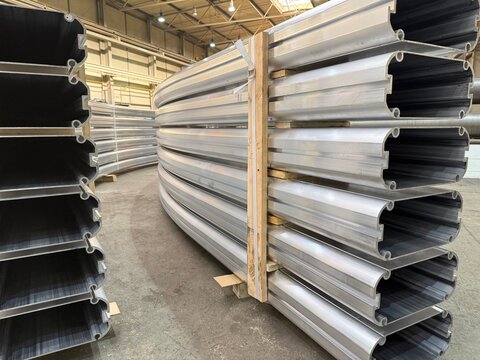 Curved aluminum profiles