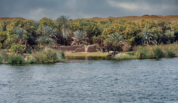 house on the bank of the Nile, Egypt