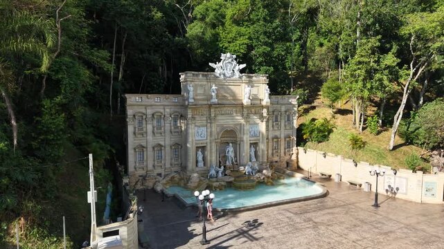 A scale replica of the iconic Trevi Fountain recreates the charm of Italian architecture and becomes one of the most photogenic settings for visitors - Serra Negra, S&atilde;o Paulo, Brazil