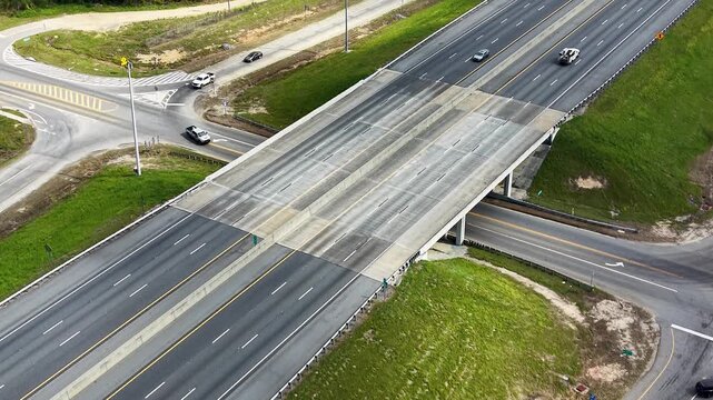 Aerial footage of cars driving on the highway in Ashburn Georgia USA