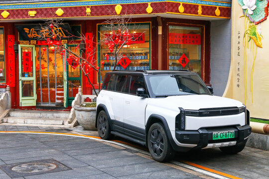 iCar 03