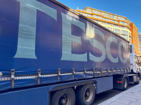 London, England, UK - 25 October 2025: Side view of an articulated lorry used by Tesco for deliveries to supermarkets