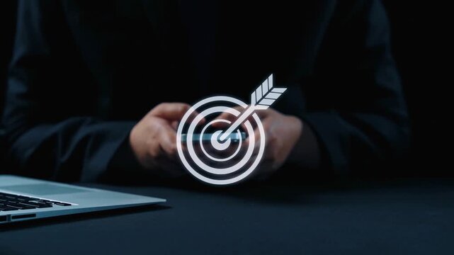 Omni-channel marketing and online shopping strategies, cross-platform customer experience, brand unification, and integrated marketing communication across digital channels. Elide