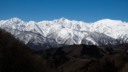 白馬村から望む冬の北アルプス © RATM