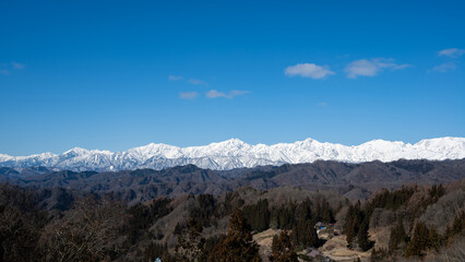 白馬村から望む冬の北アルプス © RATM