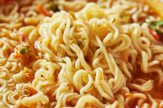 Instant Cup Noodles, instant noodles