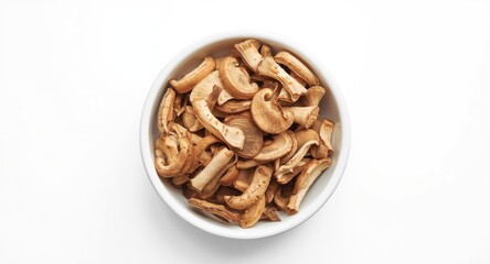 Obraz premium White backdrop portraying a bowl of fine dried wood ear mushroom slices
