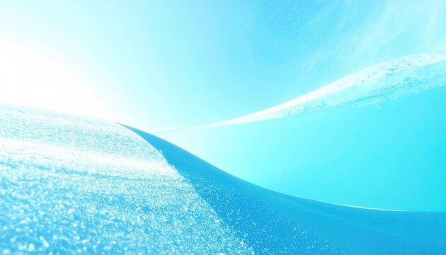 Paisaje abstracto de dunas de nieve bajo un sol brillante y cielo azul claro, creando una composici&oacute;n minimalista y serena en tonos cian.