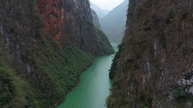Aerial view of Nho Que River flowing through deep Tu San Canyon in Ha Giang