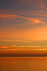 Obraz premium Colorful sunset or sunrise sky over the sea.