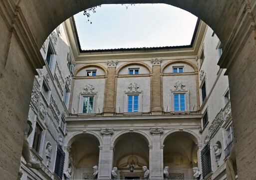 Roma, il Palazzo Mattei di Giove, Lazio, Italia