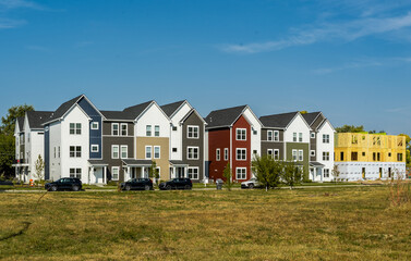 Modern row houses in a gentrifying neighborhood Sept. 20, 2025 in Indianapolis, Indiana, United States. © Ted