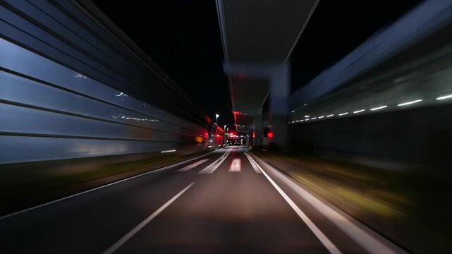 移動映像　一般道ドライブ（光跡、夜間走行イメージ）