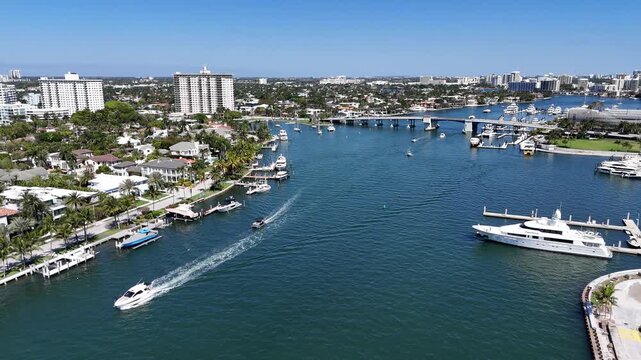 Still shot of boats cruising in the intracoastal waterway in Fort Lauderdale in Broward County, Florida.